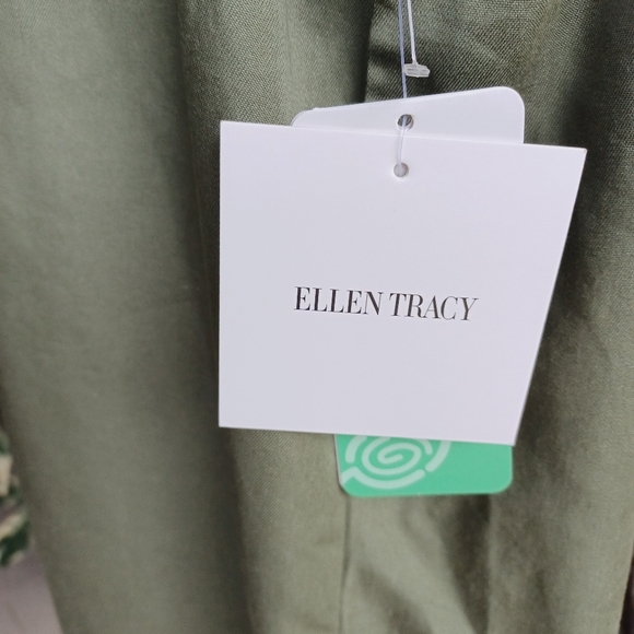 Ellen Tracy Military Green V Neck Top Sz XL - Picture 6 of 11